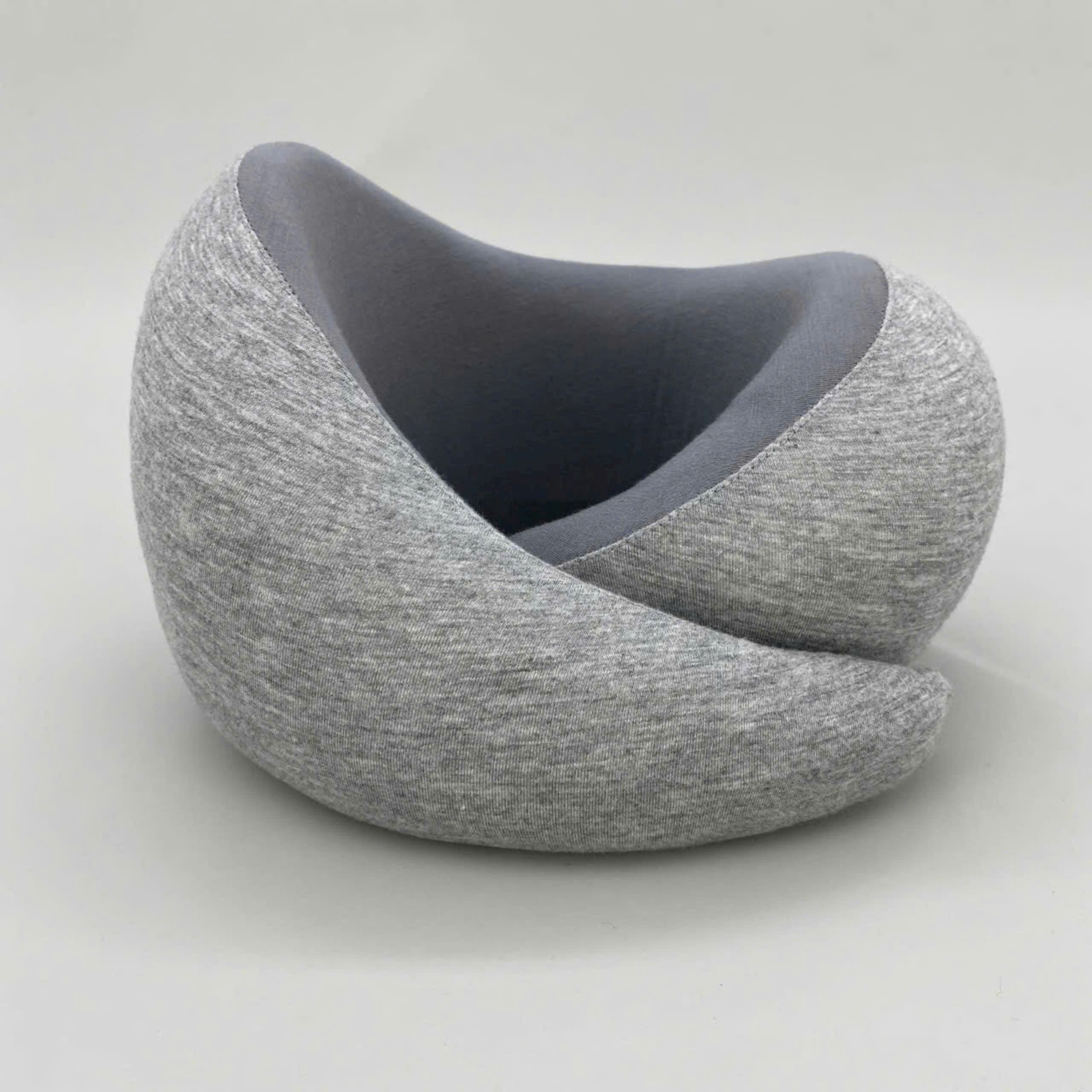 GỐI TỰA CỔ MEMORY FOAM SORA MAYHOME 28*28*14CM (1304-M03)